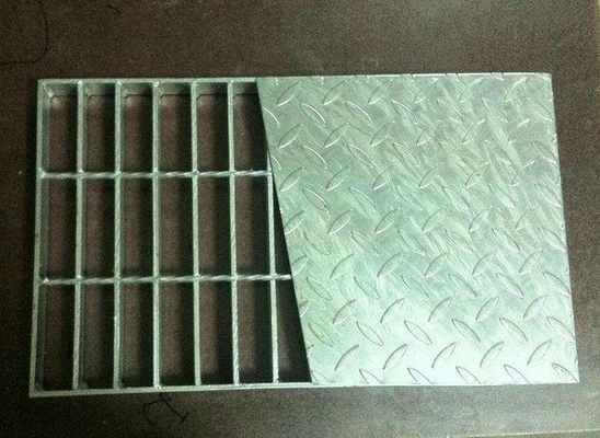China Heißes eingetauchtes galvanisiertes Stahlkontrolleur-zusammengesetztes Gitter für Plattform fournisseur