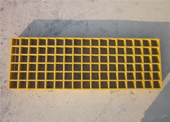 China 38 × 38 × 38 Plastikboden, der hochfeste anti- gleitende Erdöl-Plattform zerreibt fournisseur