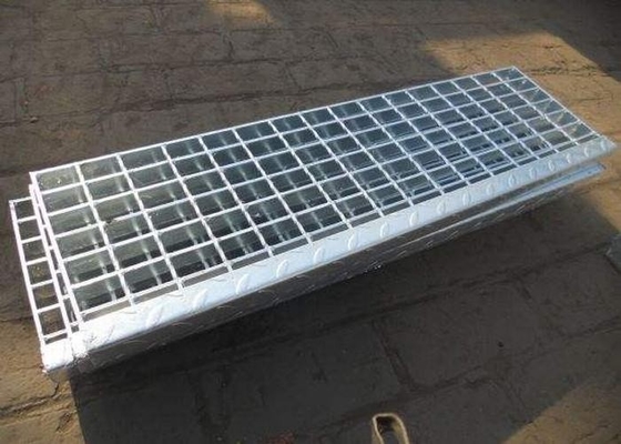 China Kundengebundenes Größe galvanisiertes Stahltreppen-Schritte ISO9001 CER Zertifikat fournisseur