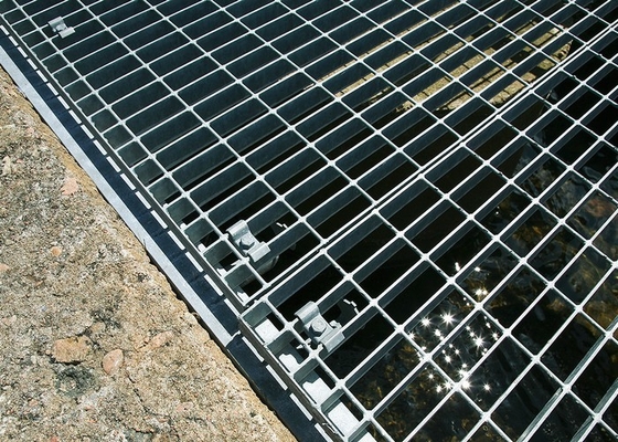 China Bodenbelag-kratzende Stahlclip schreiben einem B C optionale heißes Bad-galvanisierte Oberfläche fournisseur