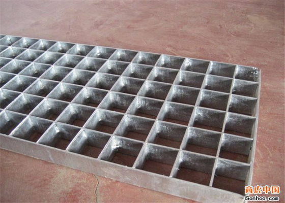 China Druck schloss Metall galvanisierte kratzende silberne flache Stange Electroforged zu fournisseur