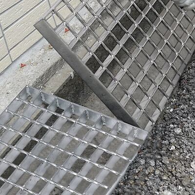 Professioneller Stahlgitter-Drainageabdeckung mit Q235 SS304 SS316 Material für hohe Belastbarkeit