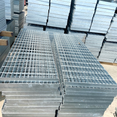 Hot-Dip Galvanized Steel Grating with High Strength and Light Structure for Robust Floor Protection