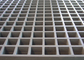 Quadratische Maschen-Plastikboden, der graues Farbfeuerfestigkeits-Material zerreibt fournisseur