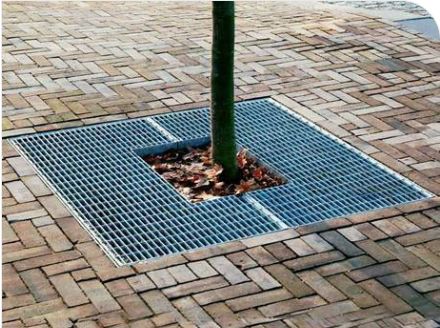 Premium Tree Pool Cover with Durable Steel Grating Design
