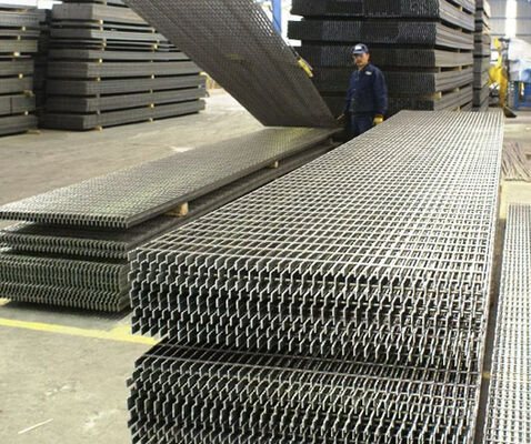 Hot DIP Galvanized Plain Type oder Serrated Type Stahlgitter mit CE-Zulassung für industrielle Böden und Mezzaninen