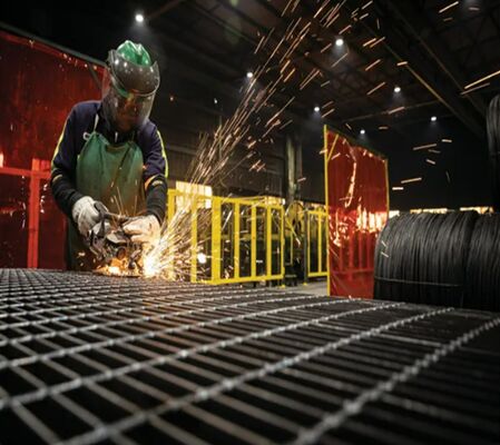 Custom Size Hot Dip Galvanized Steel Grating Serrated Style Metal Bar Grating for Industrial Use