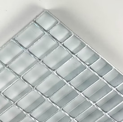 Hot DIP Galvanized Serrated Style Stahlgitter mit 25x3 Lagerstange für industrielle Plattformen