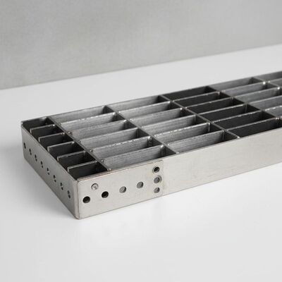 Korrosionsbeständige rutschfeste hochbelastbare Stahlgitter-Treppenstufen für industrielle Metallleitern