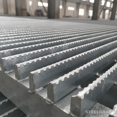 Hot DIP Galvanizing Geschweißtes Plain-Type zerknitterte Stange Stahlgitter für Treppen und Plattform Projekte