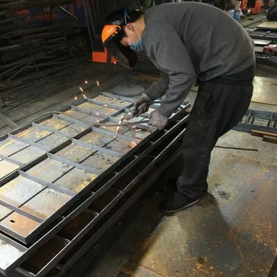 Galvanisierte Stahlgitter mit geschweißten Querschnittsbalken für Bodenbelag für Industrieplattformen