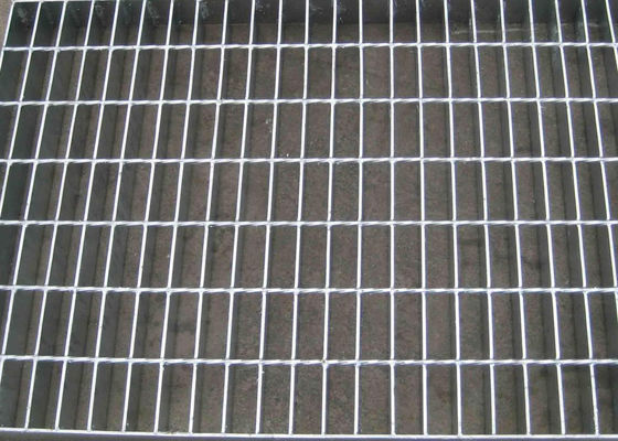 Verdrehtes Stangen-Edelstahl-Boden-Gitter, industrielle Gitter des Boden-ISO9001