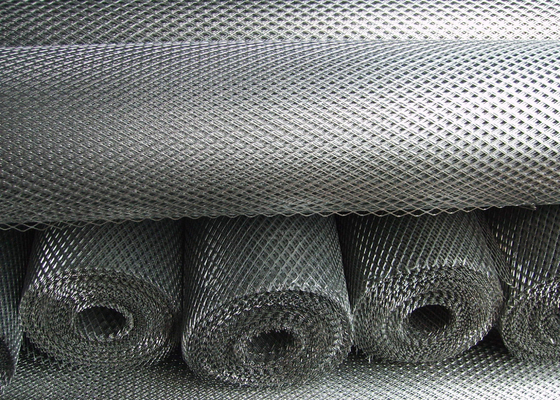 Gleitenes Streckmetall-Maschen-kohlenstoffarmer Stahl-Antimaterial 4.5mm - 100mm LWM