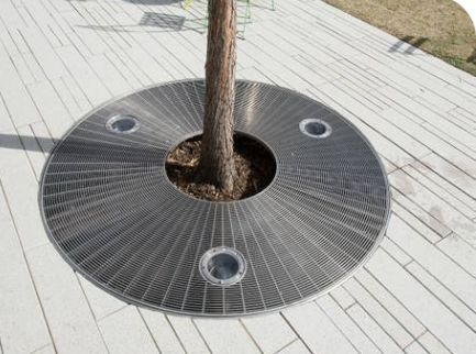 Premium Tree Pool Cover with Durable Steel Grating Design